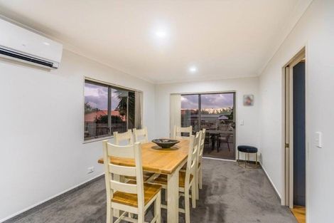 Photo of property in 6 Shearwater Rise, Paraparaumu Beach, Paraparaumu, 5032