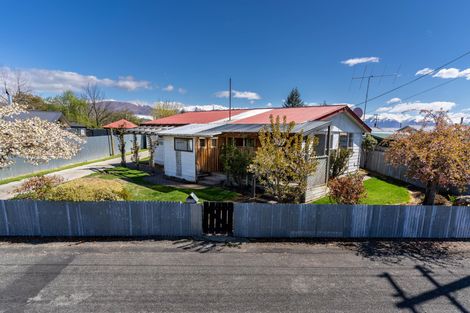 Photo of property in 8 Rata Road, Twizel, 7901