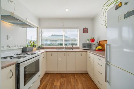 Photo of property in Kowhai Court, 33/17 John Street, Trentham, Upper Hutt, 5018