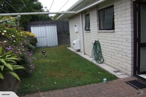 Photo of property in 2/2 Broadway, Waitara, 4320