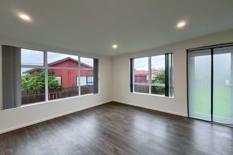 Photo of property in 3 Rukumoana Place, Clendon Park, Auckland, 2103