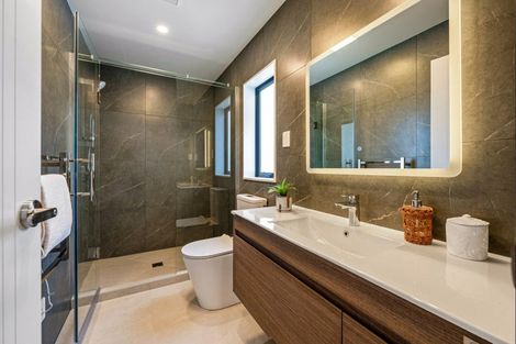 Photo of property in 10a Egret Court, Unsworth Heights, 0632