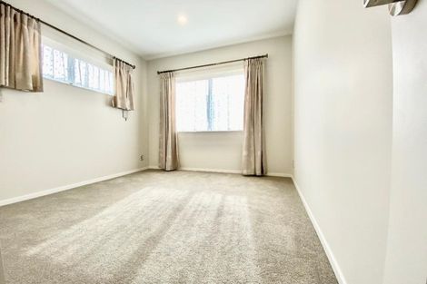 Photo of property in 15 Hikuawa Road, Flat Bush, Auckland, 2019