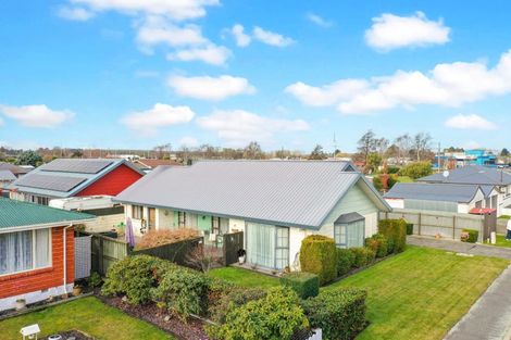 Photo of property in 6 Shearer Street, Tinwald, Ashburton, 7700