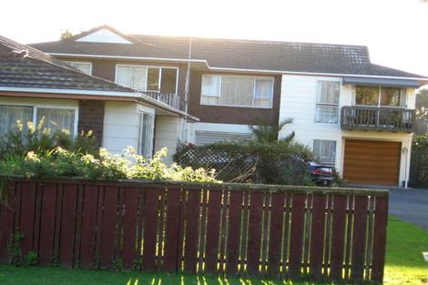 Photo of property in 3/10 Loop Road, Orewa, 0931