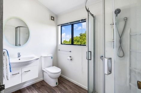 Photo of property in 2/21 Leven Lane, Totara Heights, Auckland, 2105