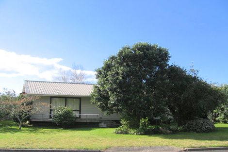 Photo of property in 100 Kaka Street, Whangamata, 3620