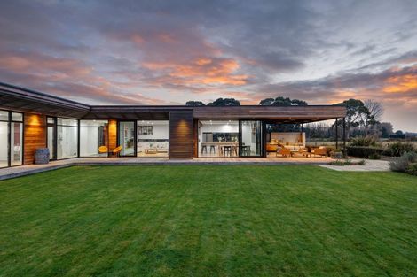 Photo of property in 70 Quaifes Road, Halswell, Christchurch, 8025