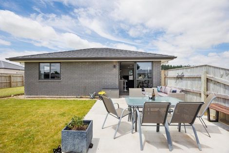 Photo of property in 27 Oldfield Lane, Marton, 4710