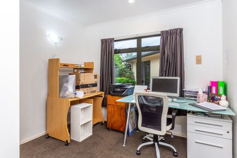 Photo of property in 17 Robinson Terrace, Rangatira Park, Taupo, 3330
