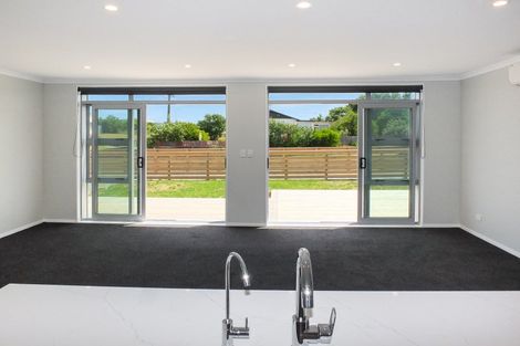 Photo of property in 29 Pratt Avenue, Foxton Beach, Foxton, 4815