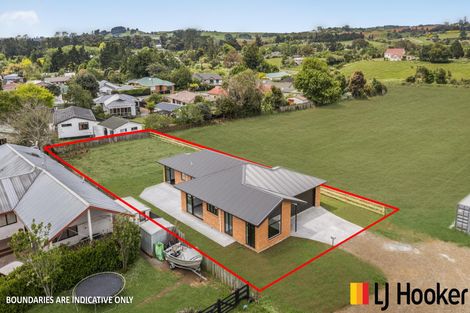 Photo of property in 17 Coolen Place, Tuakau, 2121