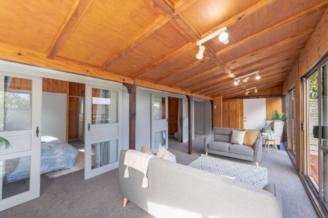 Photo of property in 192 California Drive, Totara Park, Upper Hutt, 5018