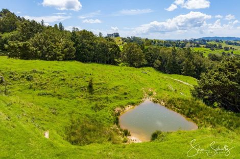 Photo of property in 338 Wairere Road, Waitakere, Henderson, 0782