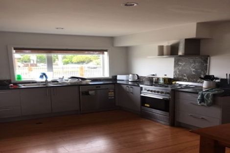 Photo of property in 1u2 June Place, Hamilton East, Hamilton, 3216