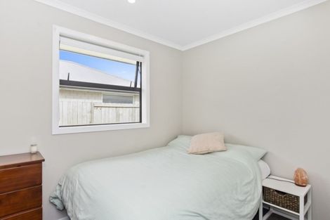 Photo of property in 4 Pompallier Lane, Papamoa Beach, Papamoa, 3118