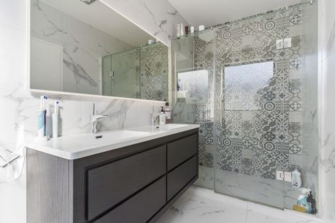 Photo of property in 8 Hato Road, Hobsonville, Auckland, 0616