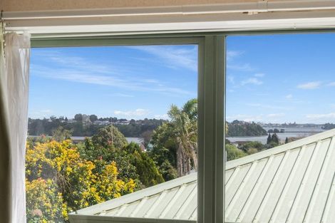 Photo of property in 17b Corinna Street, Welcome Bay, Tauranga, 3112