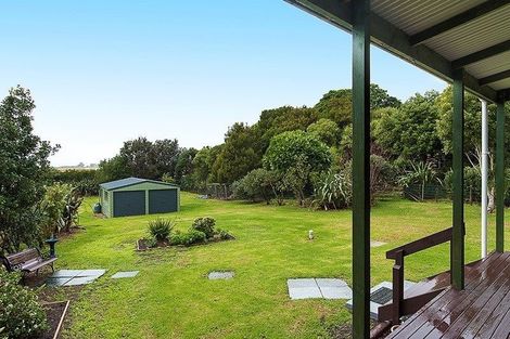 Photo of property in 11 Matakawau Road, Awhitu, Waiuku, 2684