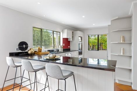 Photo of property in 65 Sunny Crescent, Huapai, Kumeu, 0810