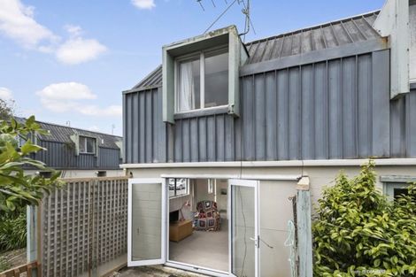 Photo of property in Paddington Apartments, 11/15u Mckinley Crescent, Brooklyn, Wellington, 6021