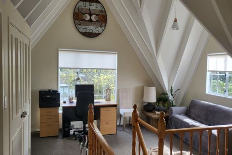 Photo of property in 37 John Dee Crescent, Red Beach, 0932