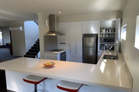 Photo of property in 7a Justin Place, Te Atatu Peninsula, Auckland, 0610