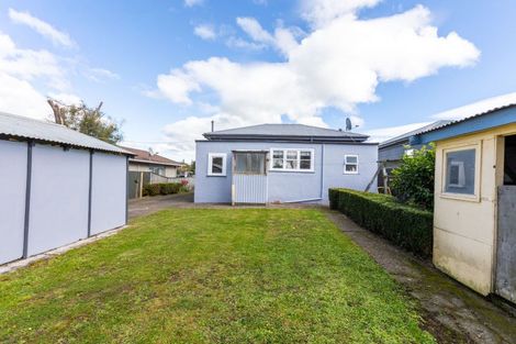 Photo of property in 10 Seddon Street, Dannevirke, 4930