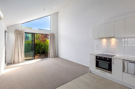 Photo of property in 9/90 Edgeware Road, St Albans, Christchurch, 8014