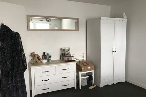 Photo of property in Fitzroy Flats, 7a Fitzroy Street, Feilding, 4702