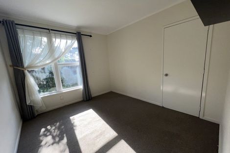 Photo of property in 47 Lysander Crescent, Beach Haven, Auckland, 0626