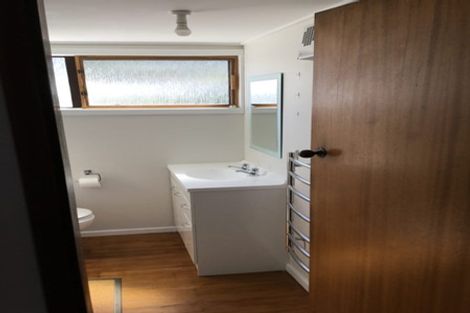 Photo of property in 19/4u Dr Taylor Terrace, Johnsonville, Wellington, 6037