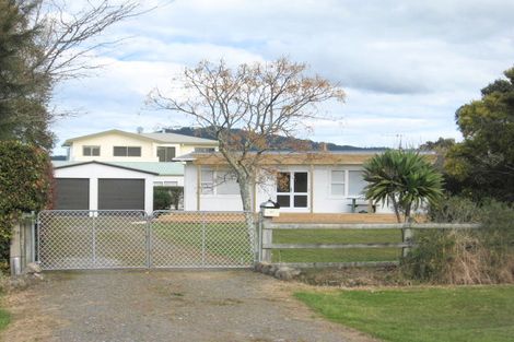 Photo of property in 51 Hornsea Road, Tairua, 3508