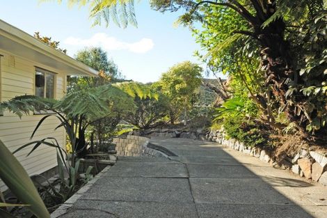 Photo of property in 61 Allington Road, Karori, Wellington, 6012