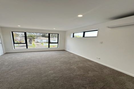 Photo of property in 30 Lisa Rise, Half Moon Bay, Auckland, 2012
