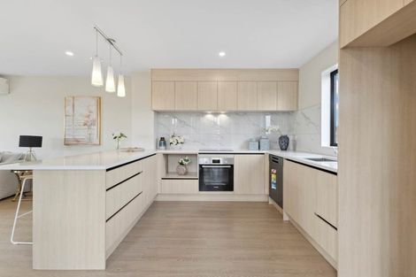 Photo of property in 24f Wayne Drive, Mangere, Auckland, 2022