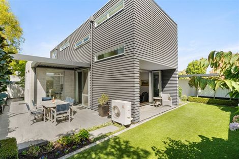 Photo of property in 21 Weka Street, Fendalton, Christchurch, 8041