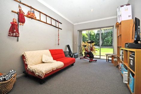 Photo of property in 10 Millbrook Drive, Waiuku, 2683