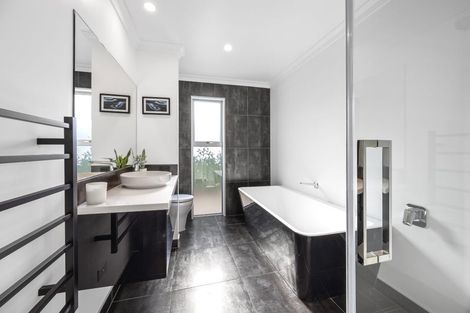 Photo of property in 97 Whincops Road, Halswell, Christchurch, 8025
