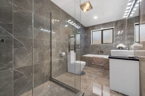 Photo of property in 5 Hangahai Road, Flat Bush, Auckland, 2019