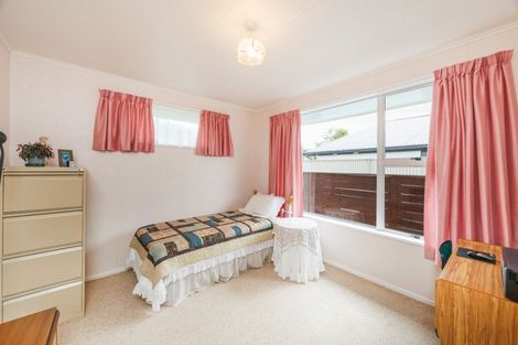 Photo of property in 28 Kennedy Avenue, Feilding, 4702