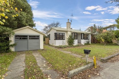 Photo of property in 4 Nathan Place, West End, Palmerston North, 4412