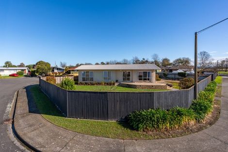 Photo of property in 19 Weddell Street, Flaxmere, Hastings, 4120