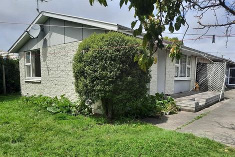 Photo of property in 5 Daniels Road, Redwood, Christchurch, 8051
