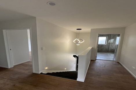 Photo of property in 38 Greenhill Crescent, Pakuranga, Auckland, 2010