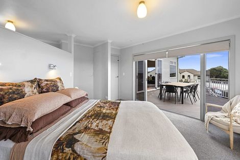 Photo of property in 44 Karamea Street, Whalers Gate, New Plymouth, 4310