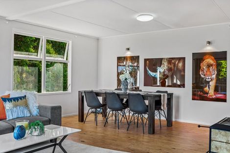 Photo of property in 317 Don Buck Road, Massey, Auckland, 0614