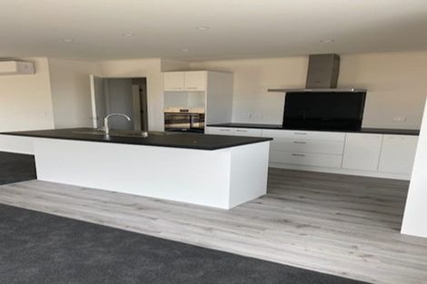 Photo of property in 41 Matenga Street, Waikanae, 5036