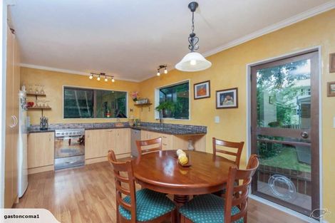 Photo of property in 1/43 Sabulite Road, Kelston, Auckland, 0602