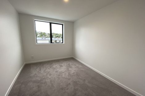 Photo of property in 52 Tiketike Way, Brooklyn, Wellington, 6021